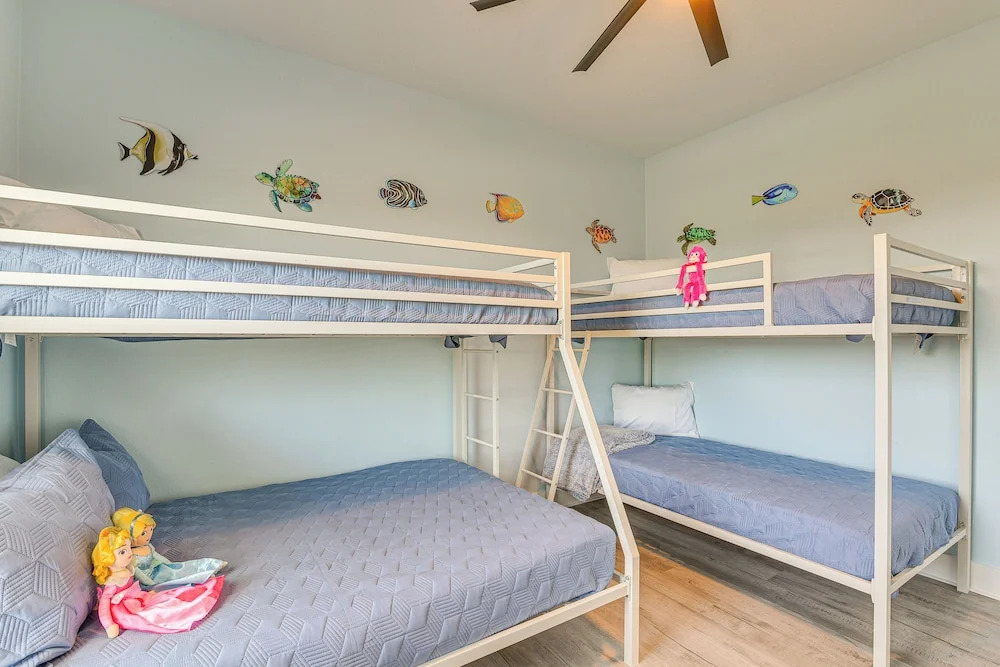 Port Bolivar Beach House w/ Oceanfront Views!