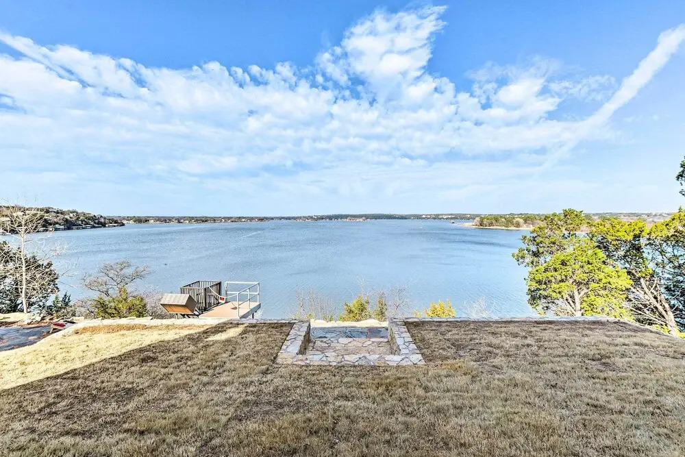 Luxury Lake Granbury Cliffside Home w/ Deck