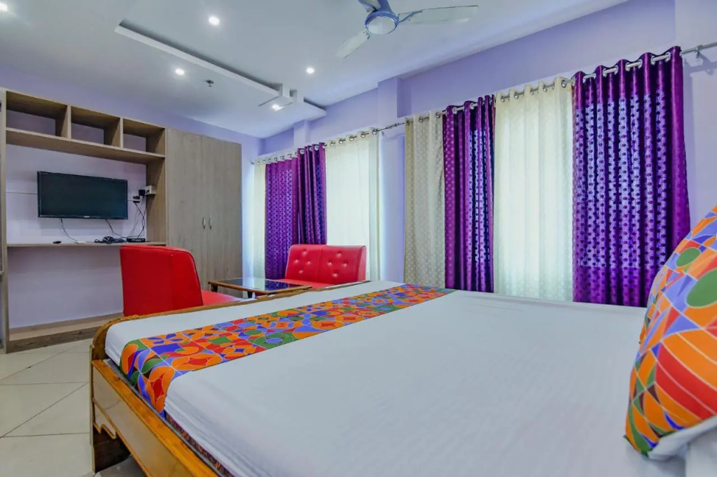 FabHotel New Central
