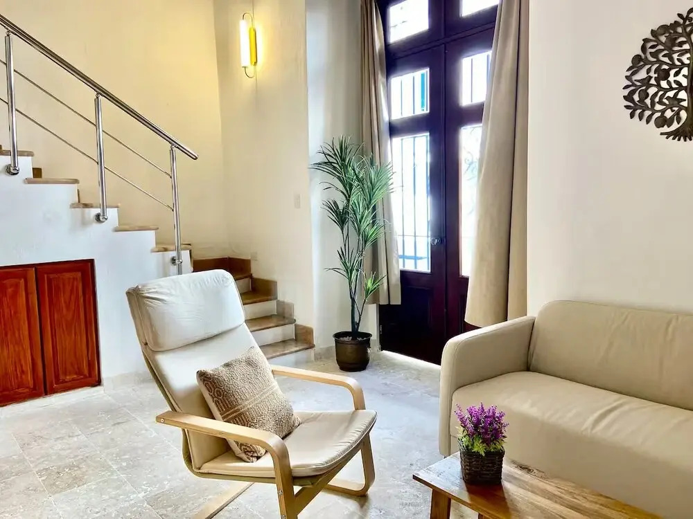 Paseo Colonial - Sanctuary 2