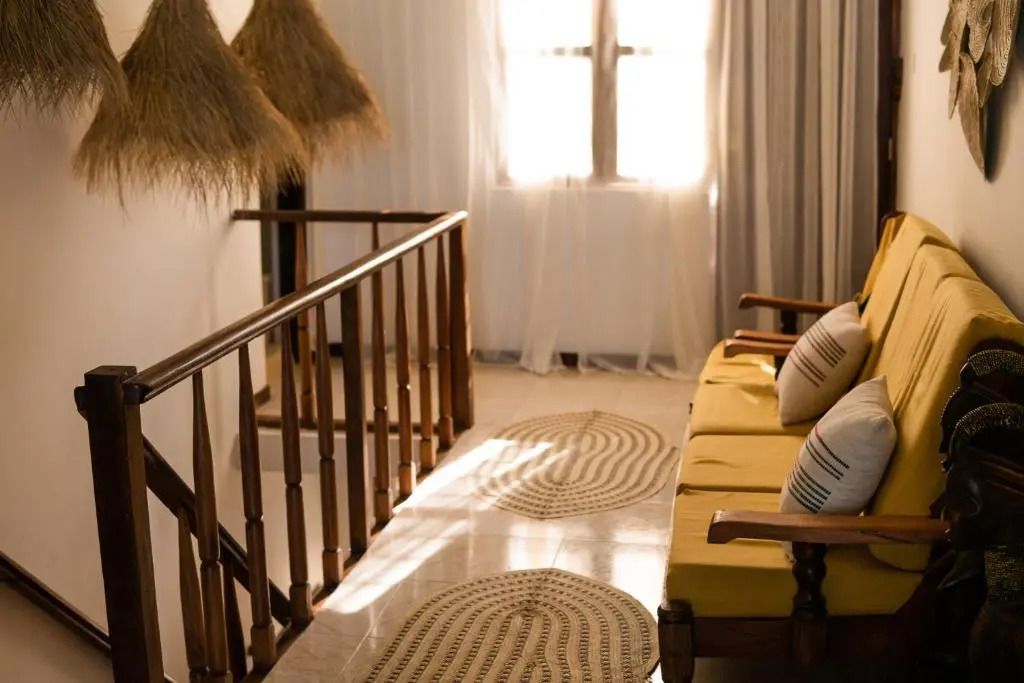 KIMA Serviced Beach House & Suites