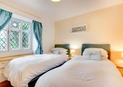 2 Bed in Pwllheli oc-wag560