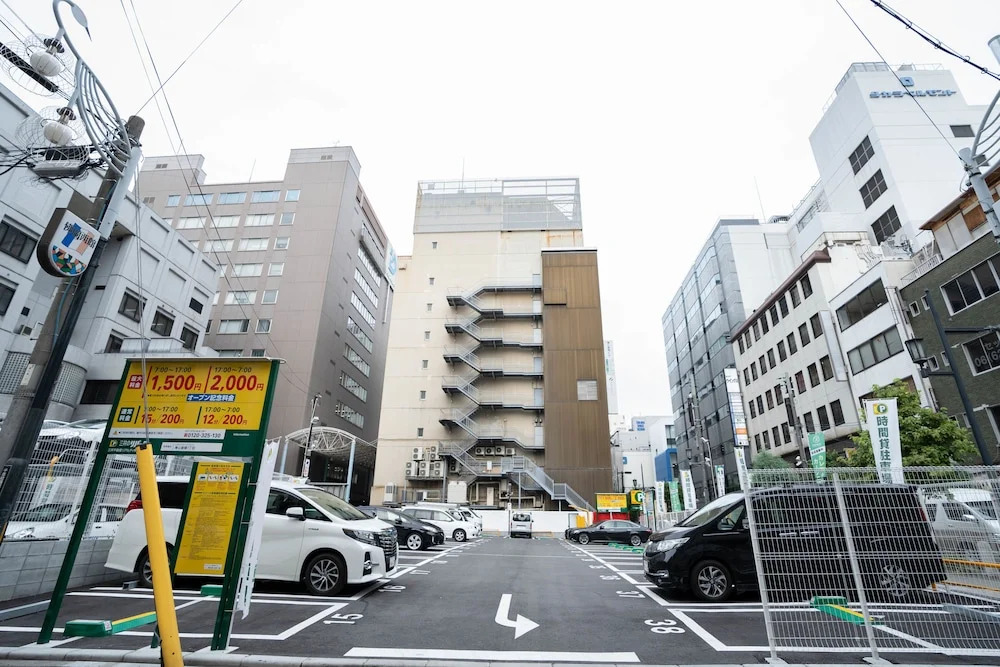 Shinsaibash East Nana Apartment · Junan