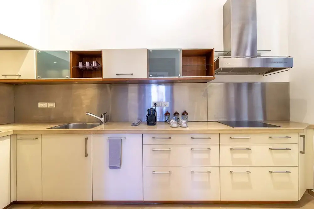 Art apartment in Mamila