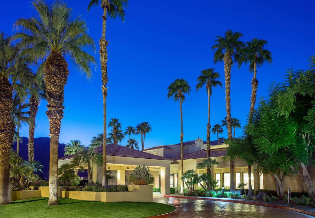 Courtyard by Marriott Palm Springs