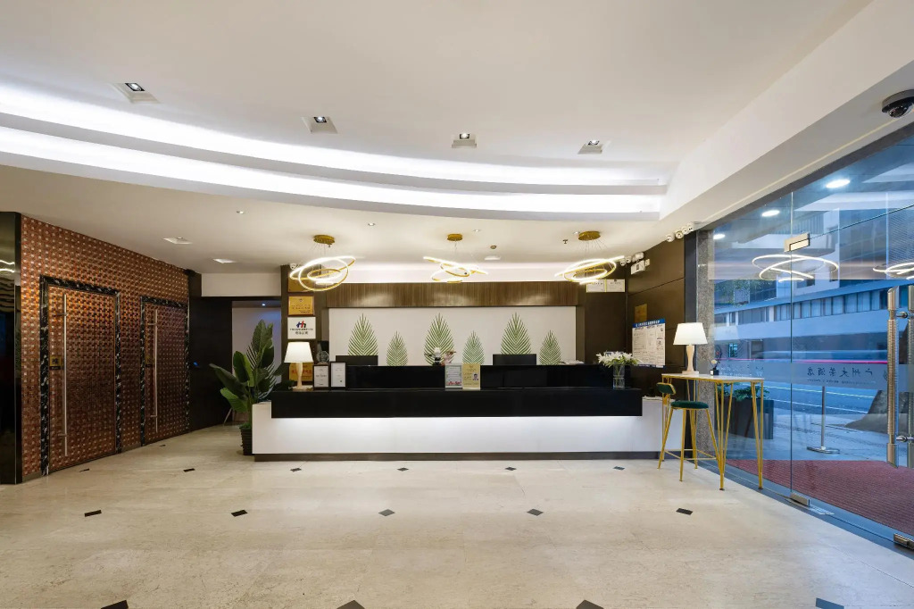 Wings Hotel