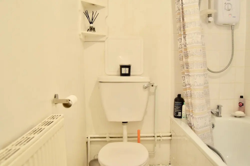 Spacious 3 Bedroom Family Home in Vauxhall
