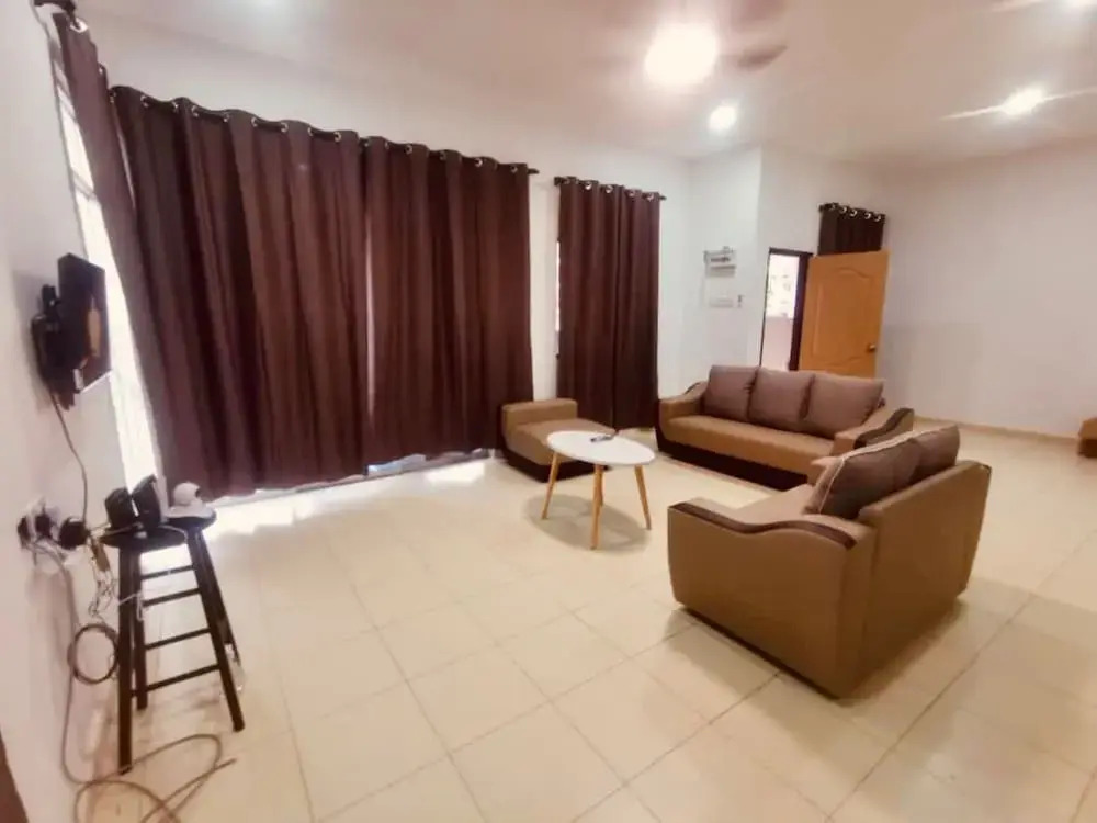 OYO Homes 90524 Dj Pegaso Serom Homestay