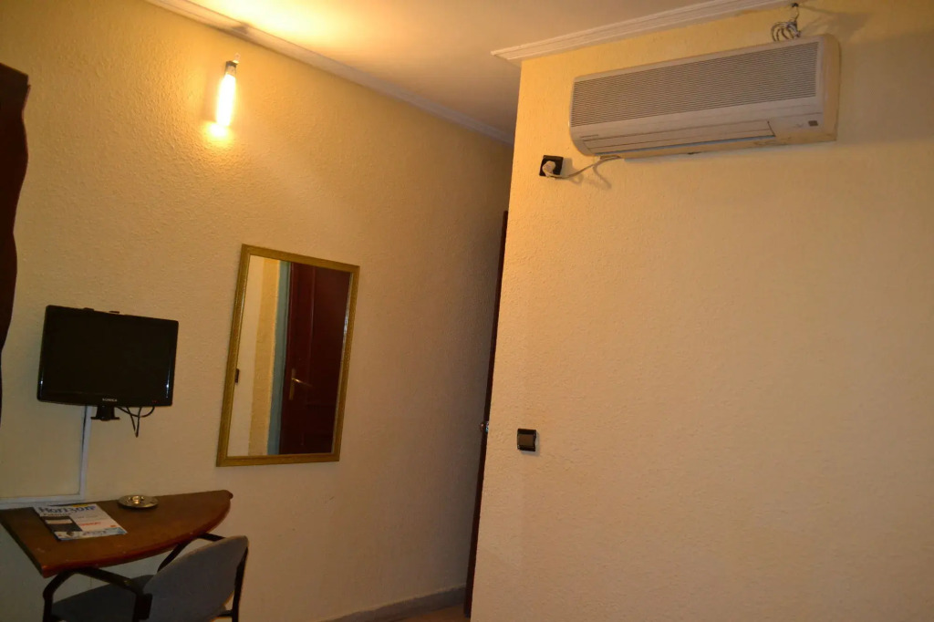 Hôtel Akena City