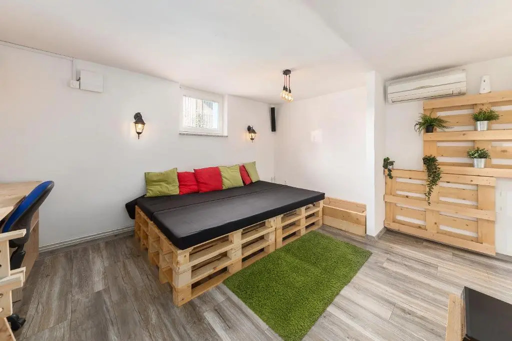Apartments Rok