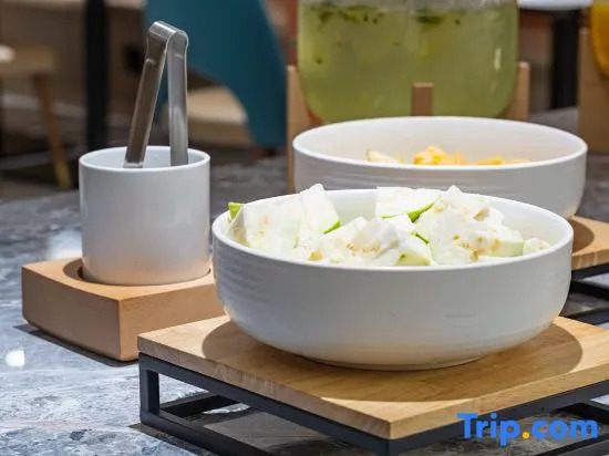 Chengju Hotel (Haikou Qilou Old Street Youyi Sunshine City)