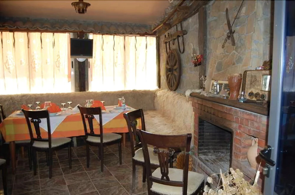 Pilo Lala Hotel