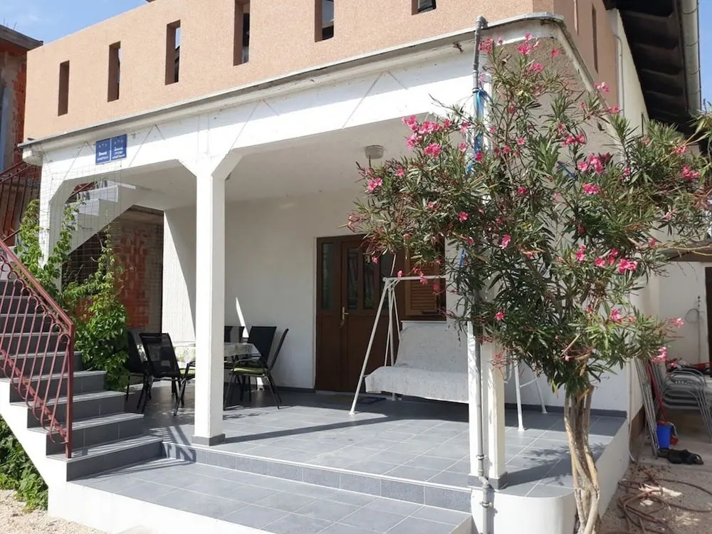 Apartments Zivko