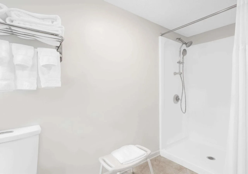 Spencer Inn & Suites