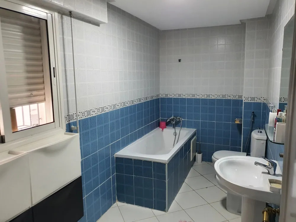 Familiar Luxury Apartment