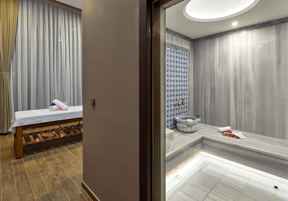 Hattusa Vacation Business Thermal Hotel Saray