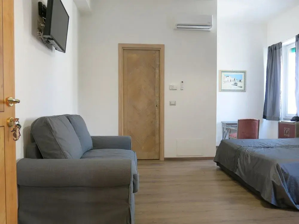 Guest House Maison 6