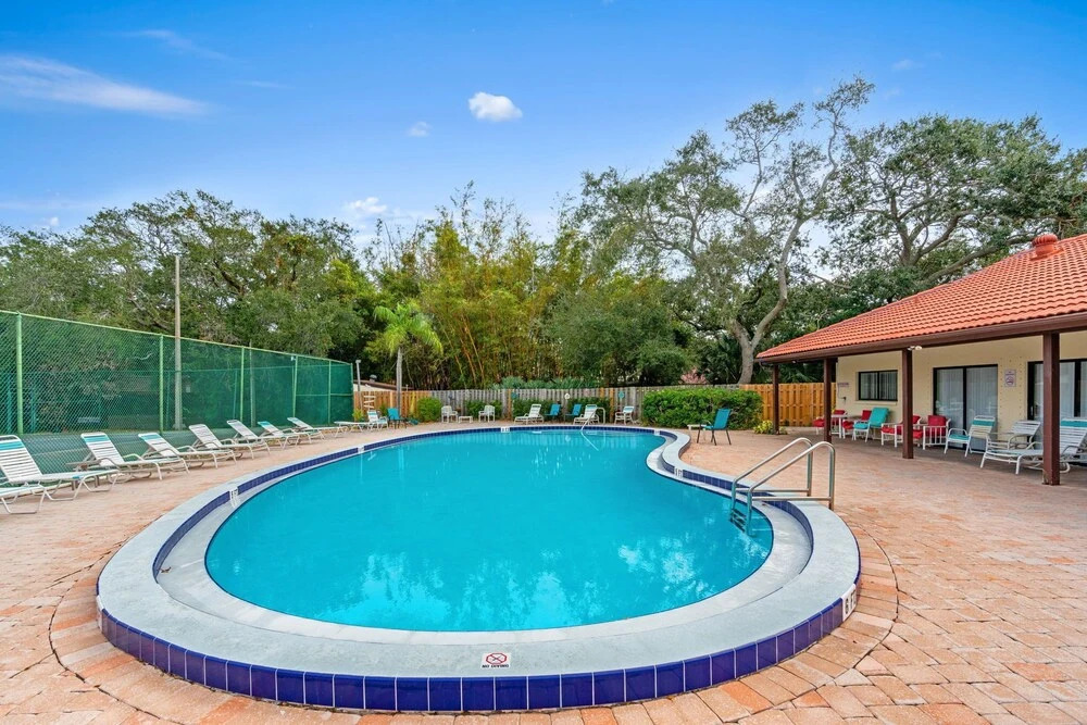 8765 Cocoa Ct