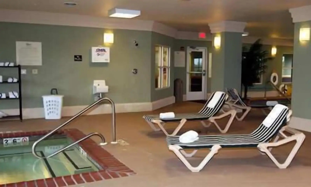 Homewood Suites by Hilton Indianapolis Airport / Plainfield