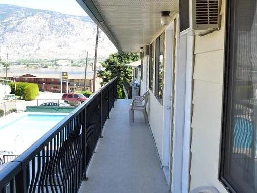 Osoyoos Lakeview Inn & Suites