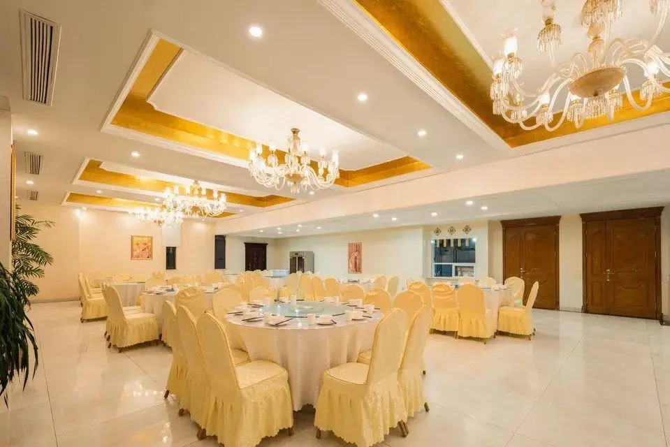 Vienna International Hotel (Wuhan Yangguang Yuhang)
