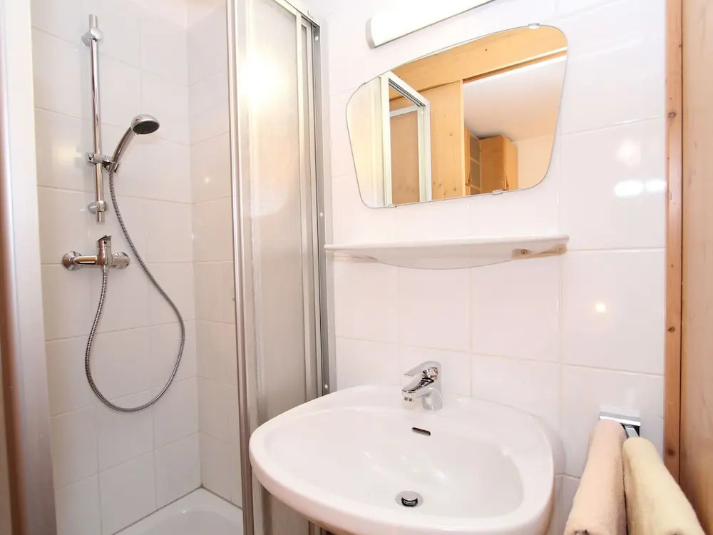 Quaint Apartment near Forest in Neukirchen am Großvenediger