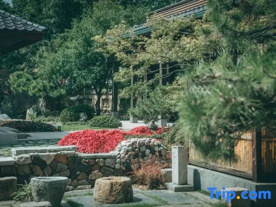 Yangzhou Tangcheng Shuiyun Resort Hotel