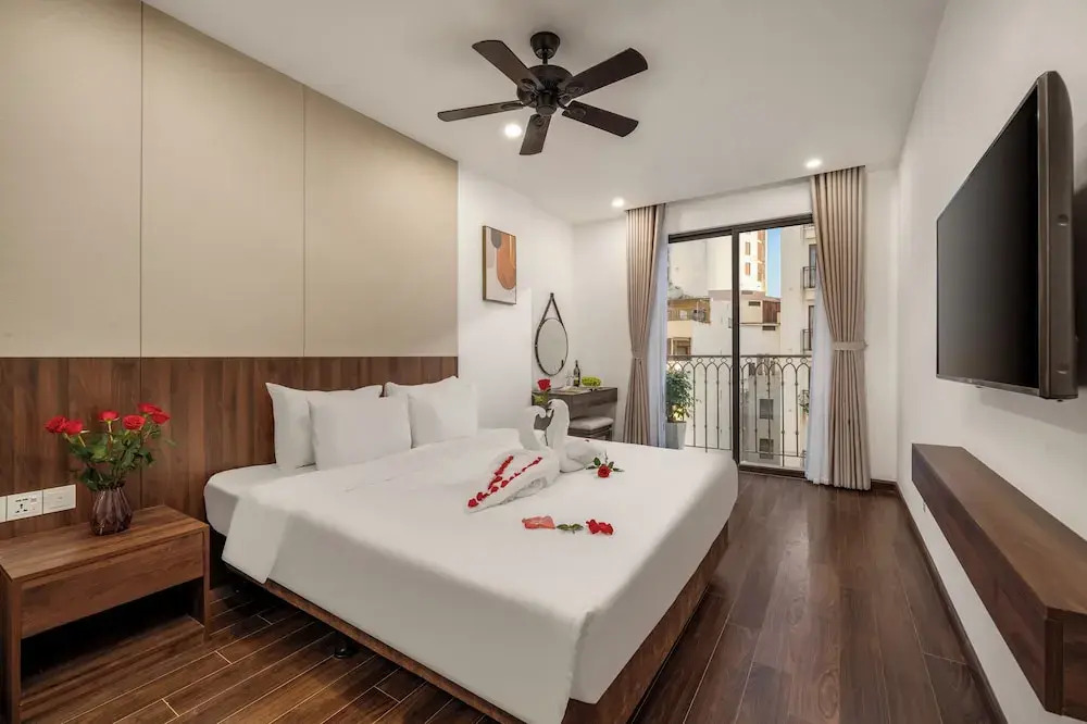 Zen Lotus Hotel & Apartment