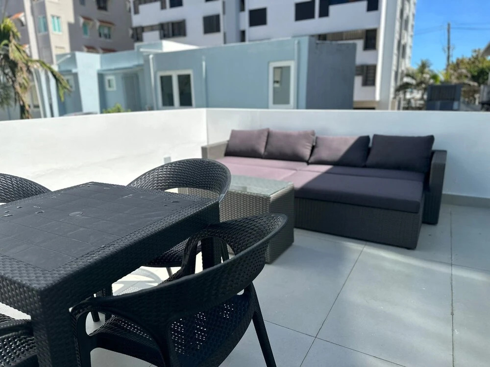 Gorgeous 1-Bedroom Beachside Suite