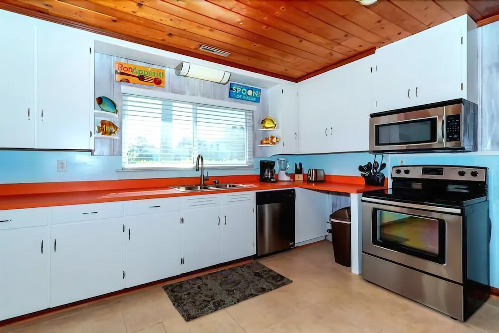 Paradise Cottage 2 Bedrooms 2 Bathrooms Home