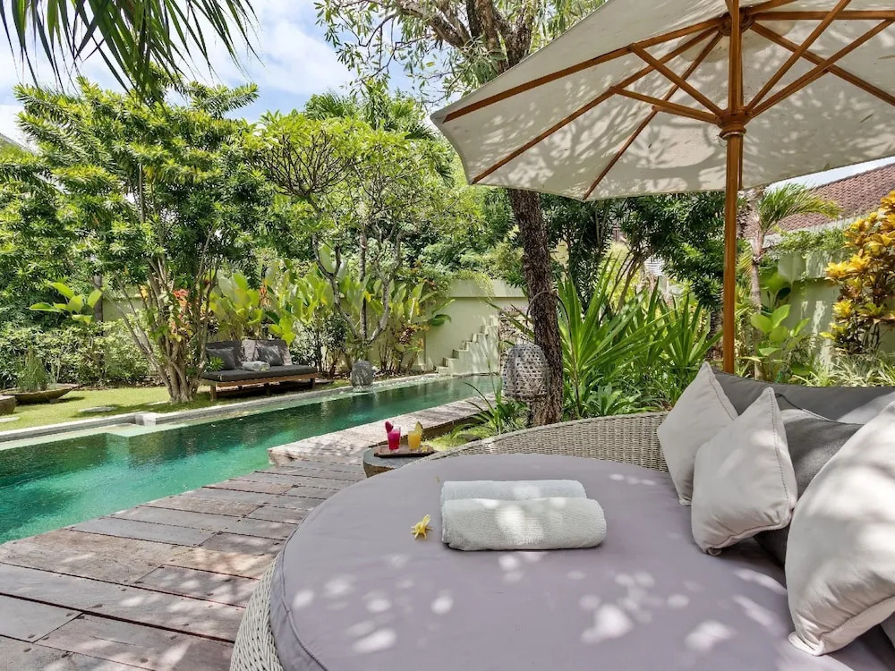 Villa Shantika by Villa Finder