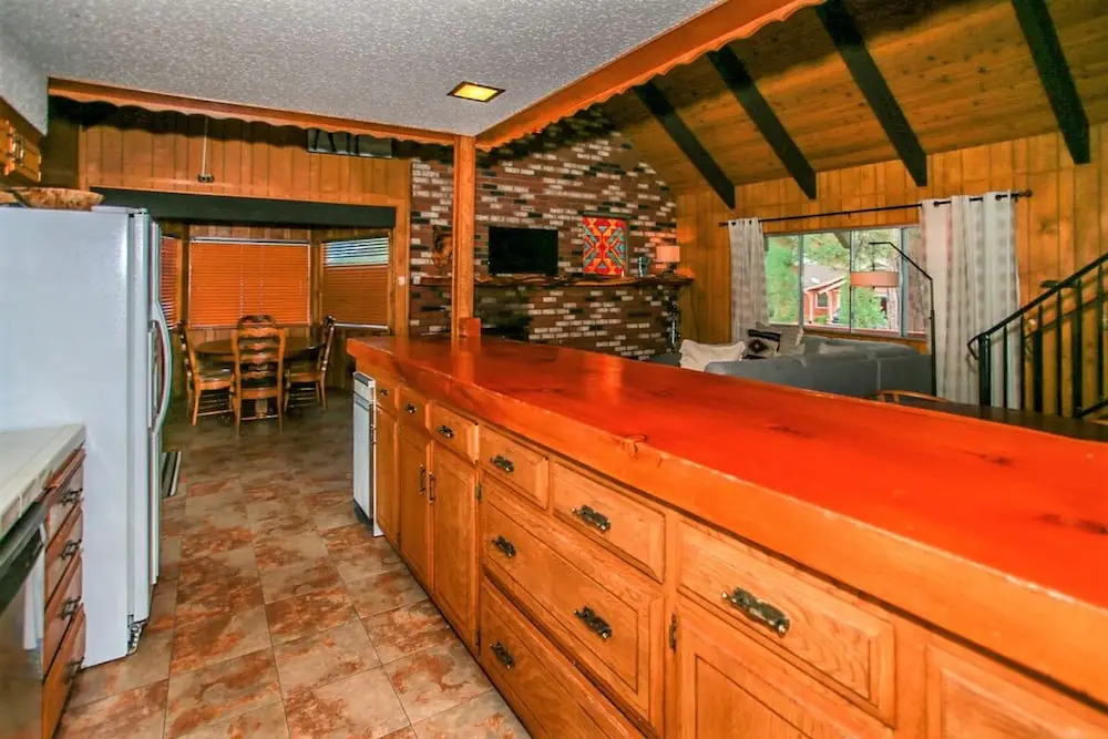 Finch Chalet 1010 by RedAwning