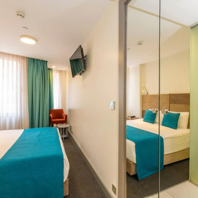 Taksim Hotel V Plus