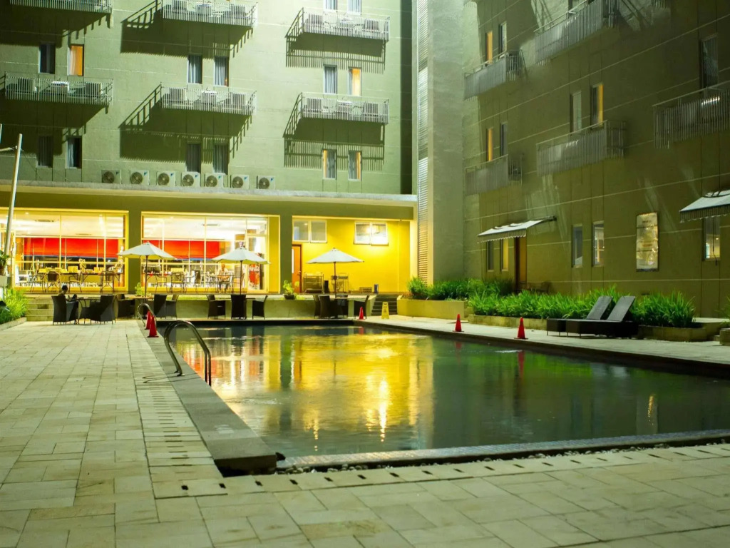 Lorin Sentul Hotel