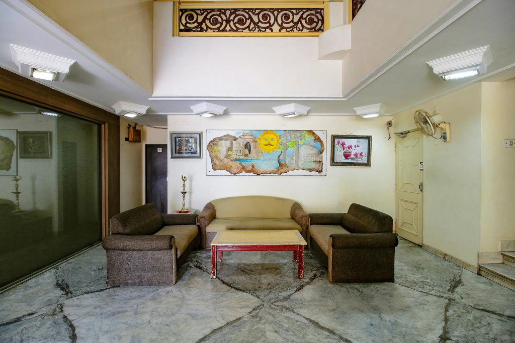 Fabhotel Kamla Regency