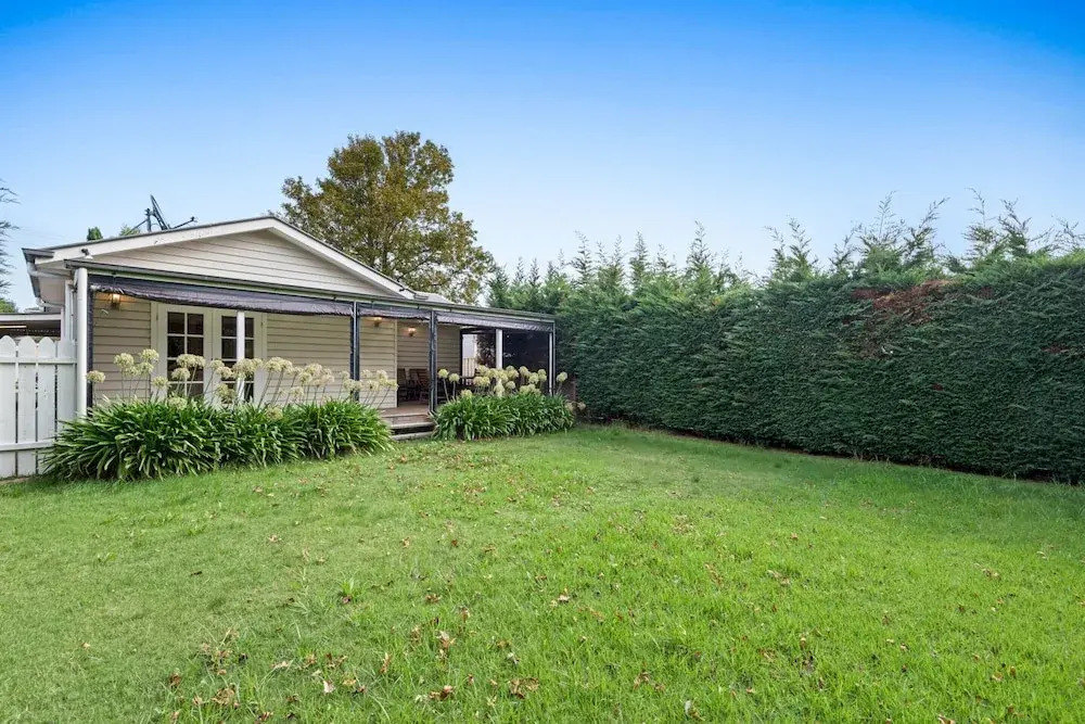 Lush 3-Bed House near the Beach DUPLICATE