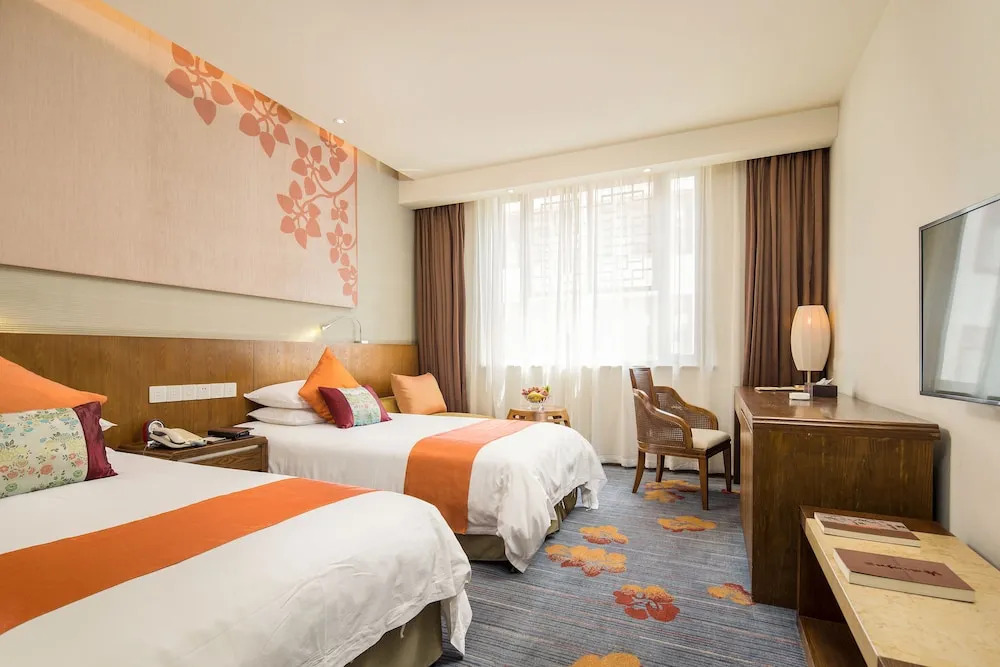 Jiuhua Mountain Julong Hotel
