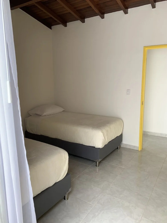 Apto muy bien ubicado- Home ARIS 401