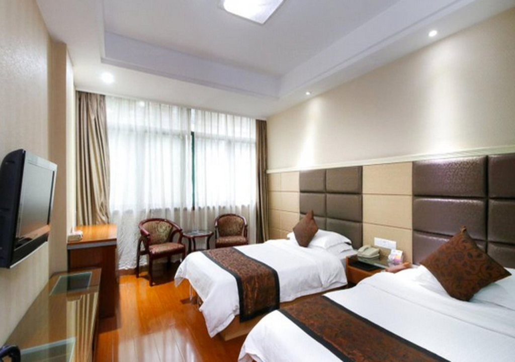 Outing Shishang Hotel - Yiwu