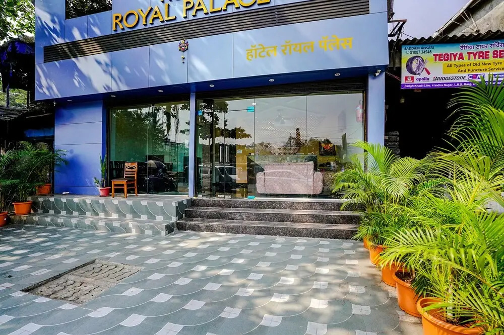 Fabhotel Royal Palace I