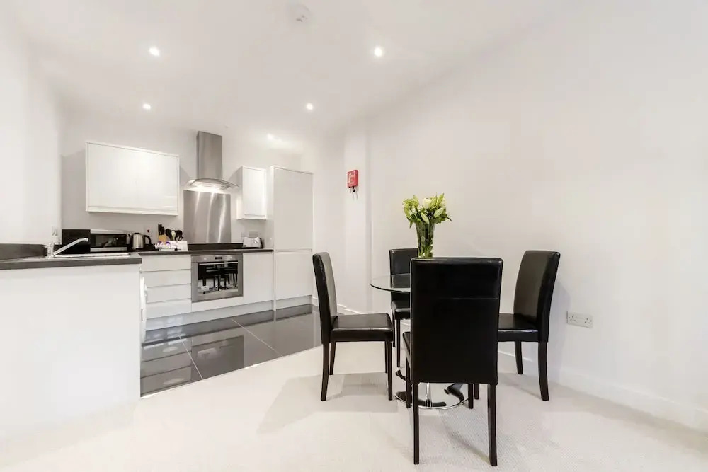 Roomspace Serviced Apartments - Nouvelle House