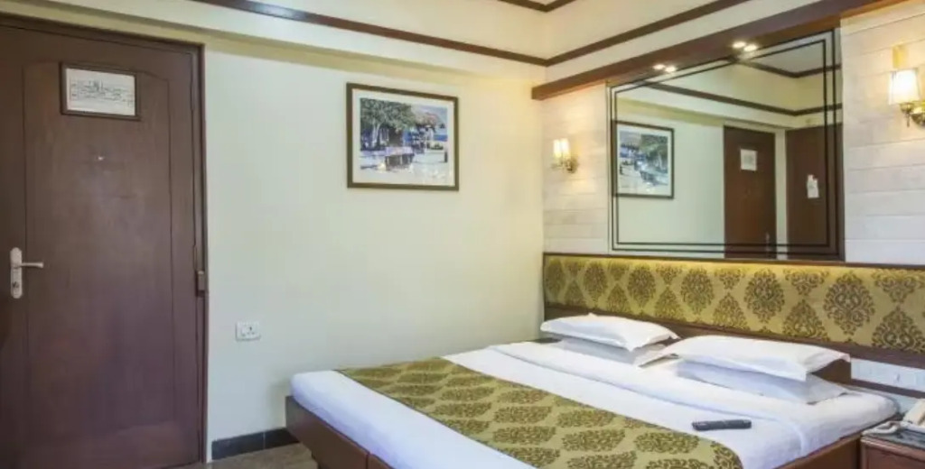 Hotel Karl Residency