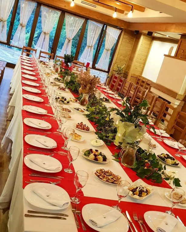 Hotel Alpin Llogara
