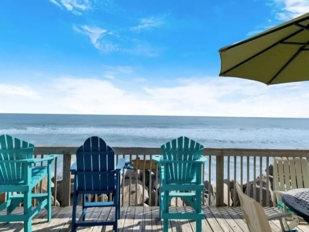 Margaritaville 2 Bedroom Home by RedAwning