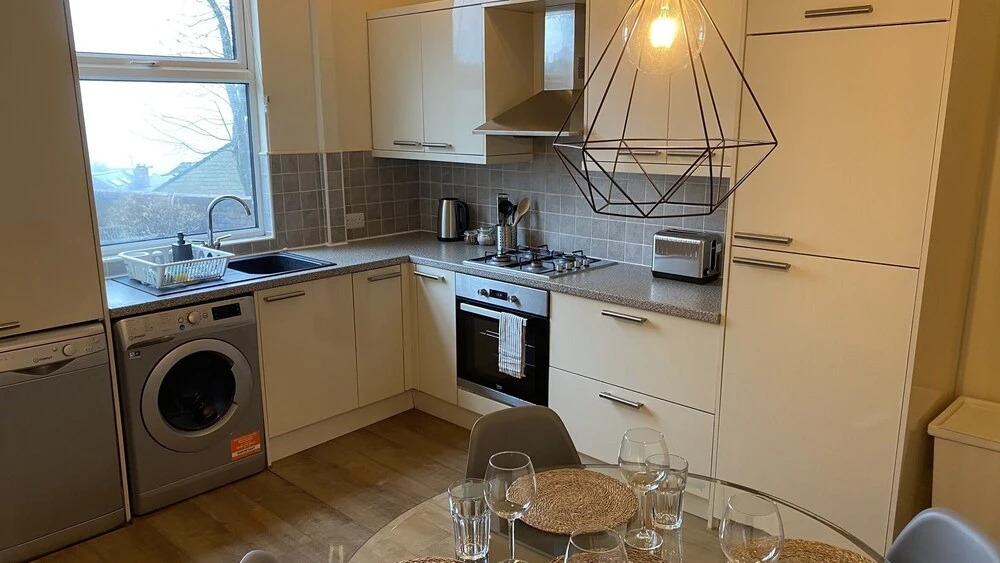 Charming 4-bed Town House in Crookes, Sheffield
