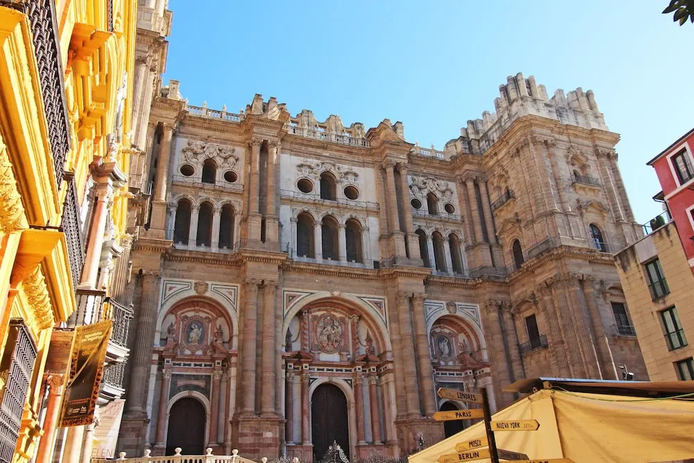 Del Parque Flats – Catedral