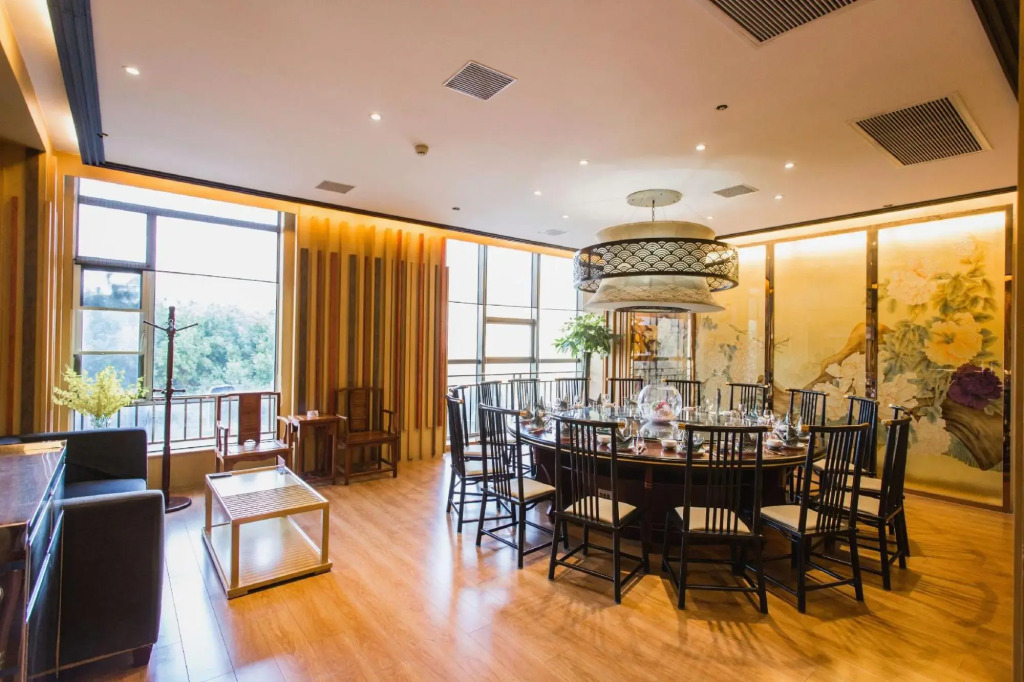 The Saint Lido Hotel