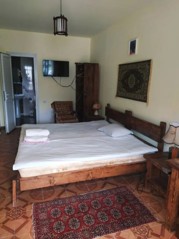 IRIS B&B in DEBED CANYON