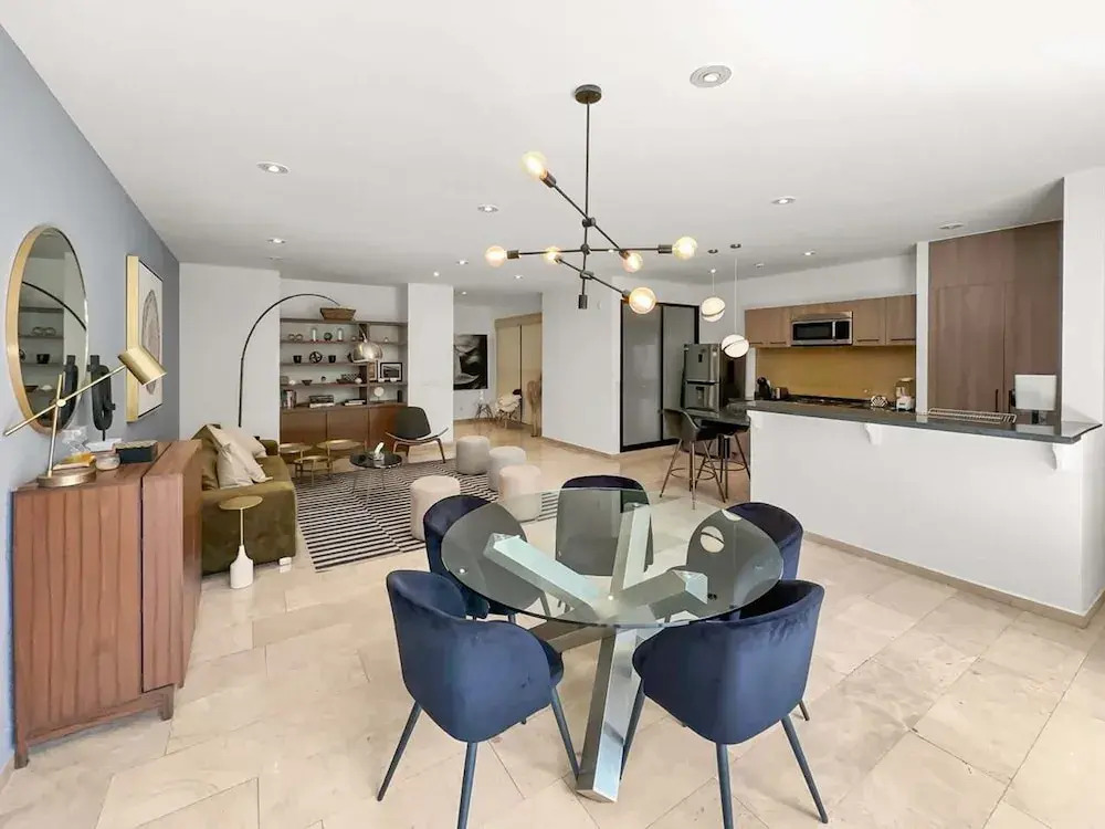 20-202 Elegant 2br-roma Norte Parking 24-7 Security