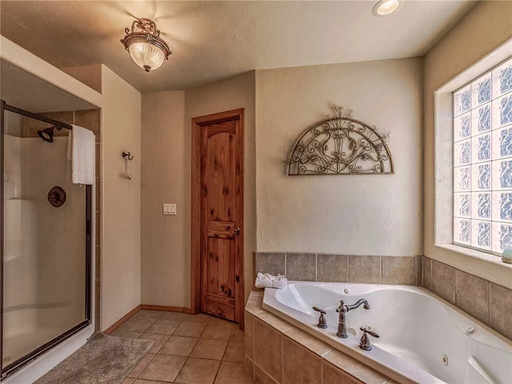 Deer Meadows, 3 Bedrooms, Wifi, Sleeps 8, Gas Grill, Hot Tub